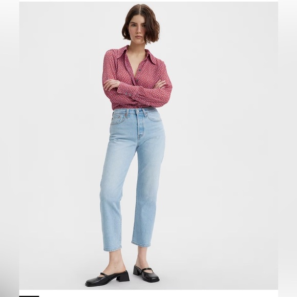 Levi's Denim - Levi's Premium Wedgie Jeans Light Wash Button Fly Size 26